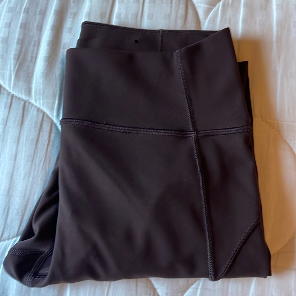 EUC Black Satin (?) In Movement 7/8 Tight *Everlux 25" size 6